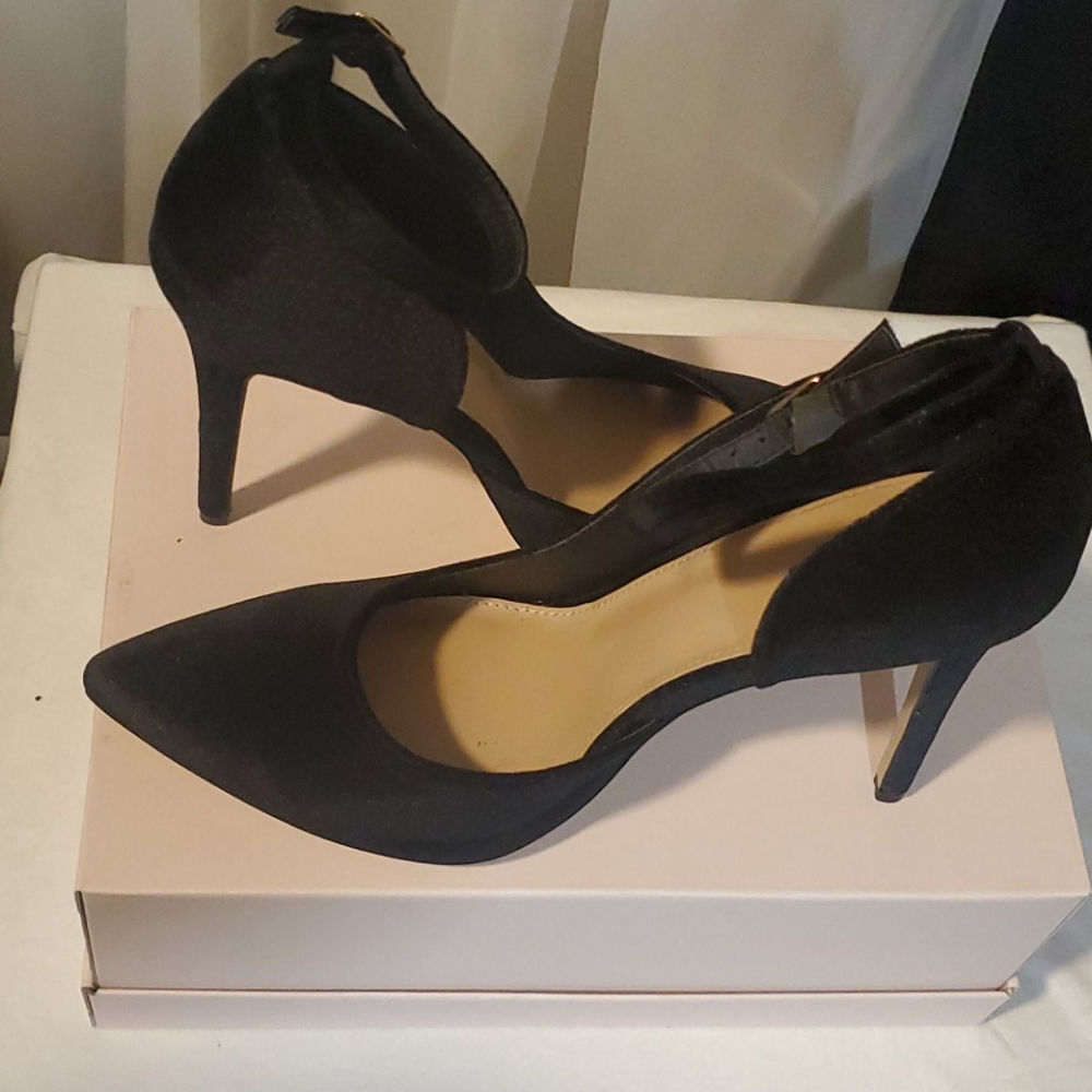 Midnight Heels - Picture 3 of 8